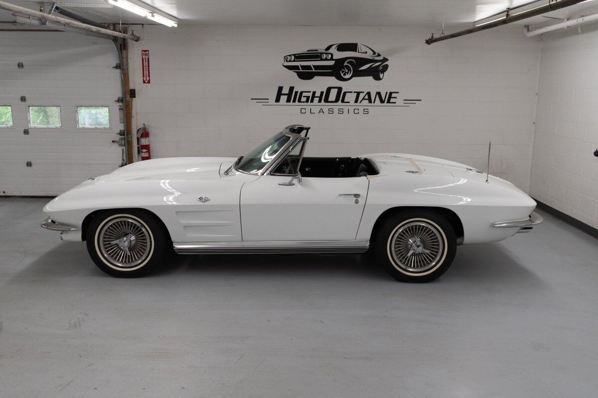 Chevrolet-Corvette-1964-30