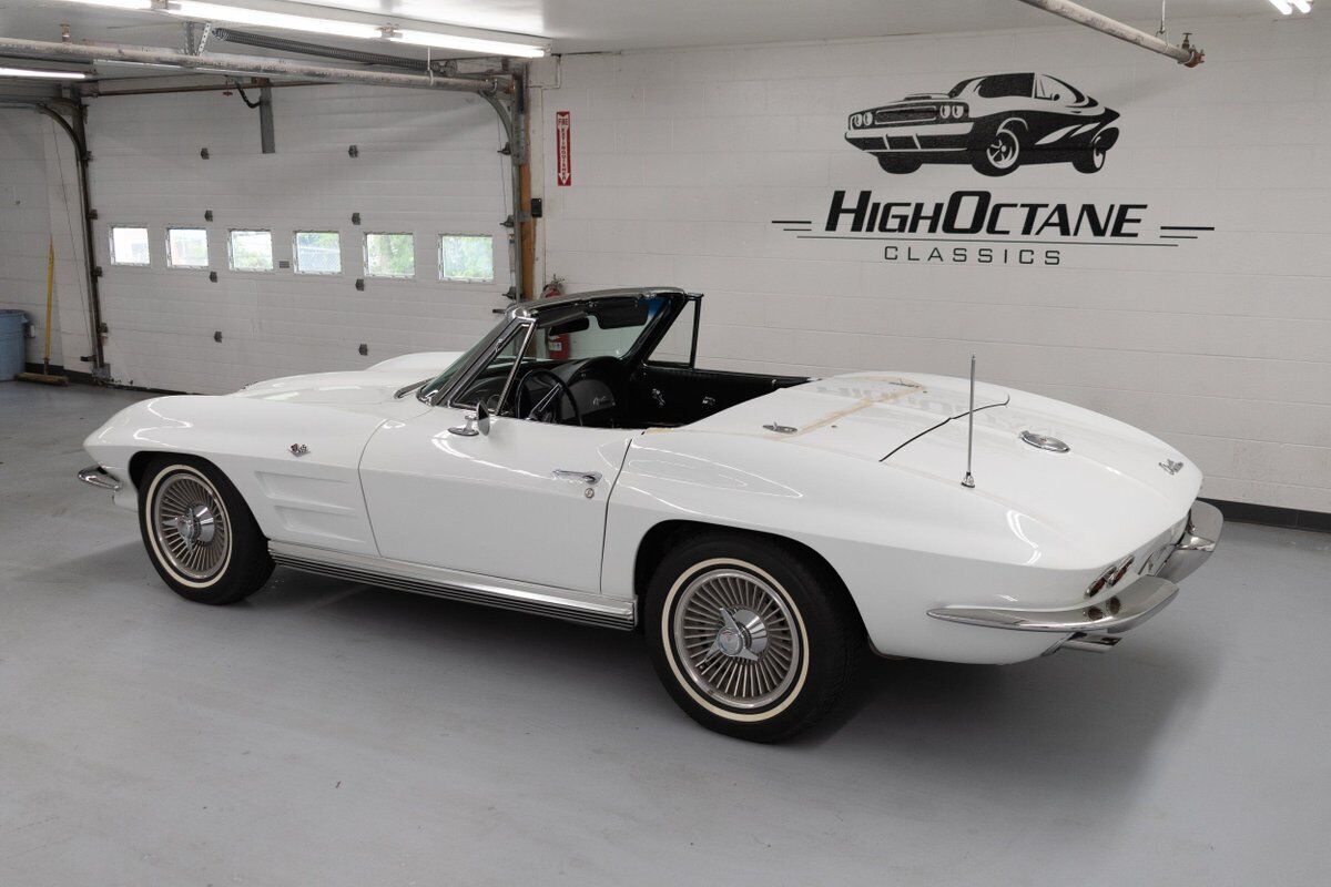 Chevrolet-Corvette-1964-32