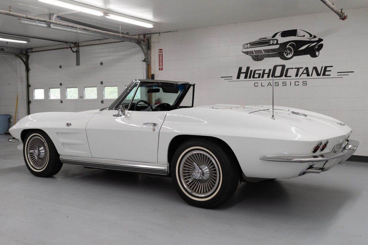 Chevrolet-Corvette-1964-33