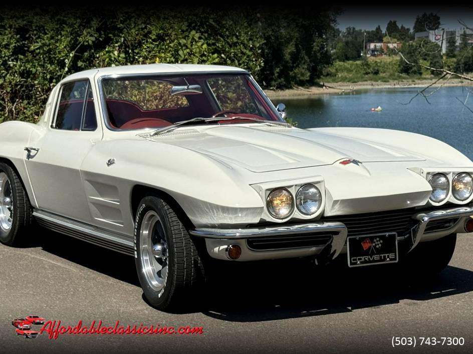 Chevrolet-Corvette-1964-6