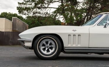 Chevrolet-Corvette-1965-10