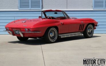 Chevrolet-Corvette-1965-3