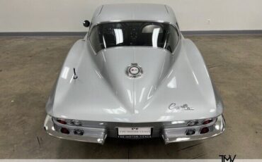 Chevrolet-Corvette-1965-8