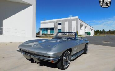 Chevrolet-Corvette-1966-4