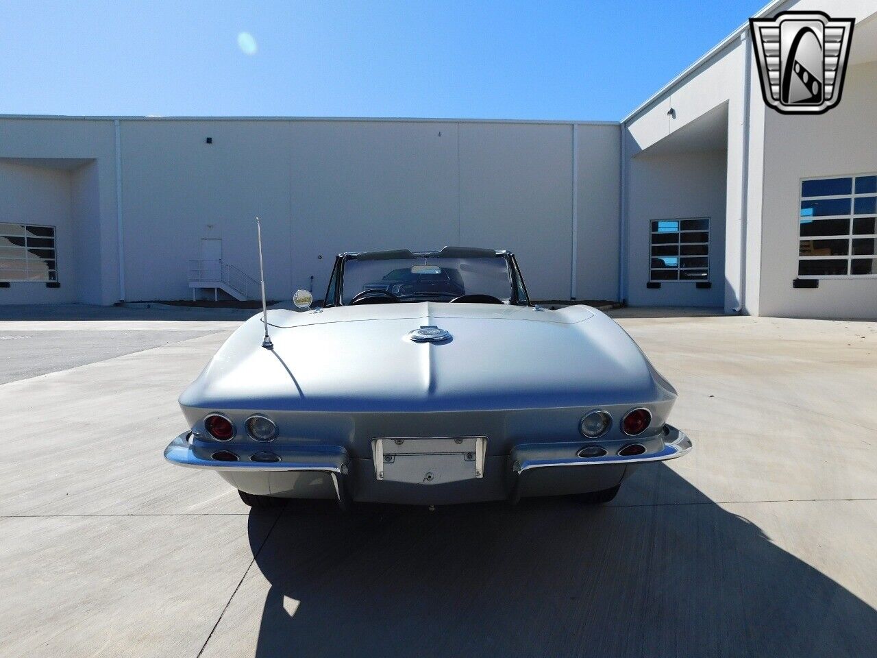 Chevrolet-Corvette-1966-9