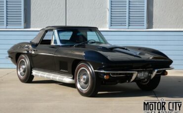 Chevrolet-Corvette-1967-1