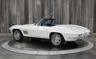 Chevrolet-Corvette-1967-4