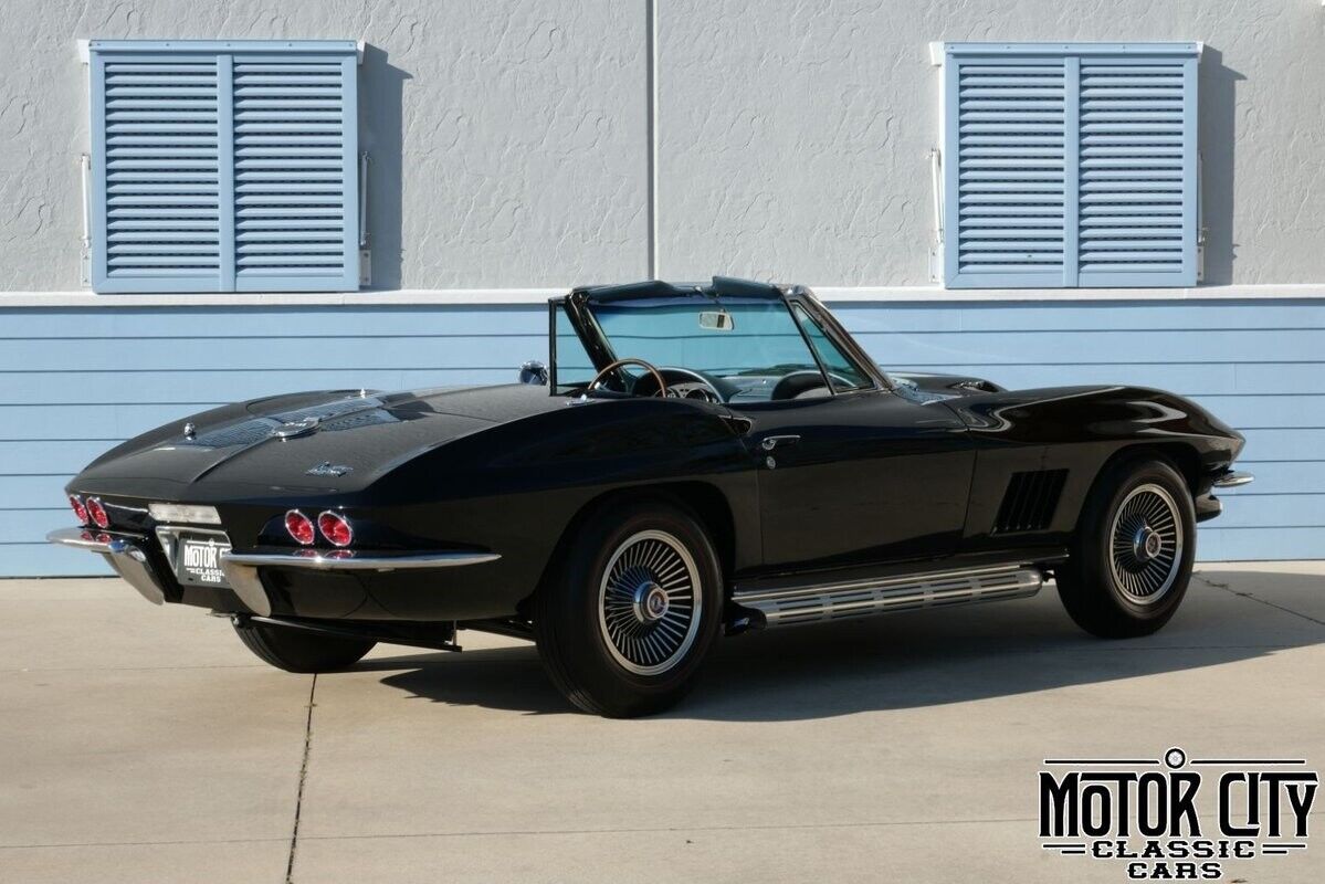 Chevrolet-Corvette-1967-4