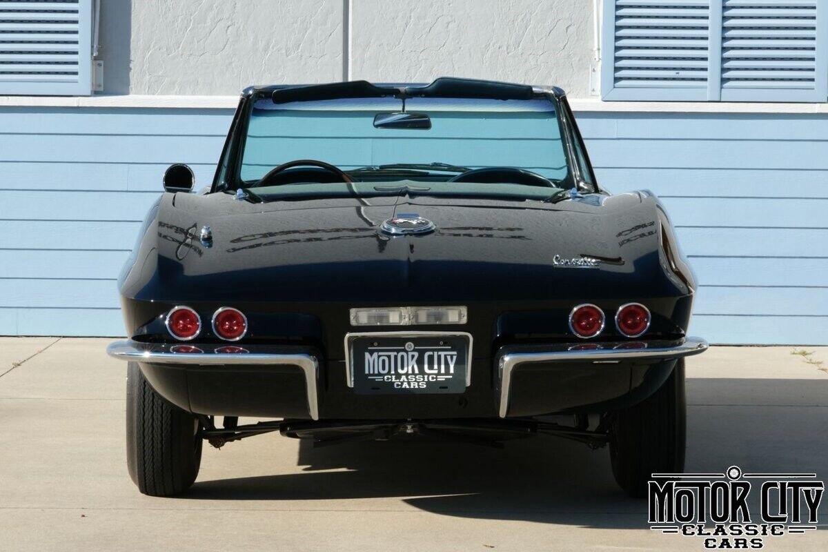 Chevrolet-Corvette-1967-5