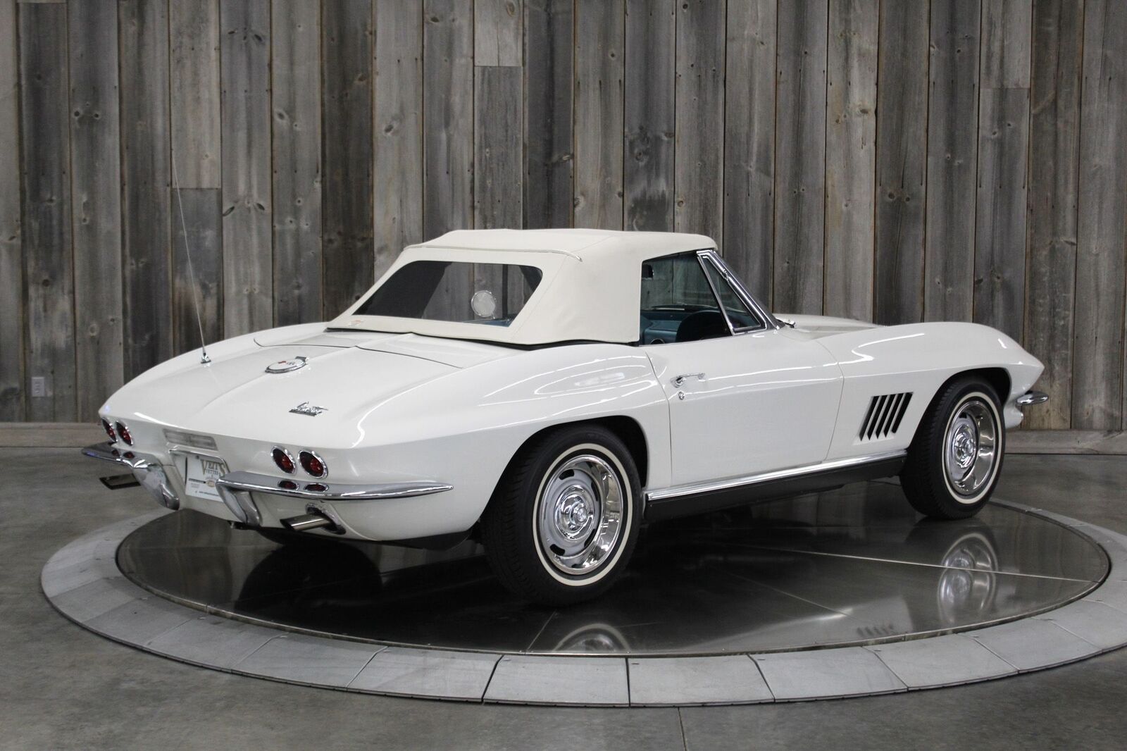 Chevrolet-Corvette-1967-7