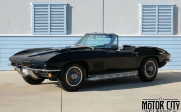 Chevrolet-Corvette-1967-8