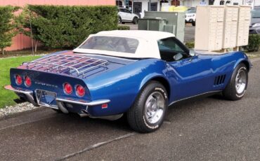 Chevrolet-Corvette-1968-2