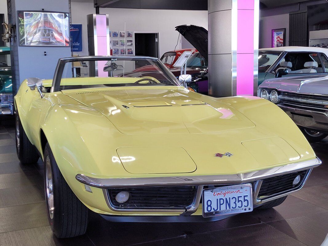 Chevrolet-Corvette-1968-5