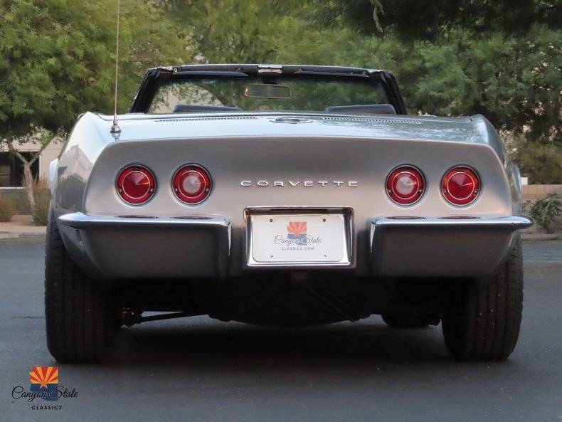 Chevrolet-Corvette-1969-15