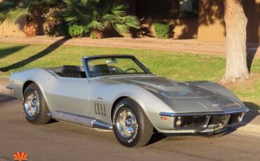 Chevrolet-Corvette-1969