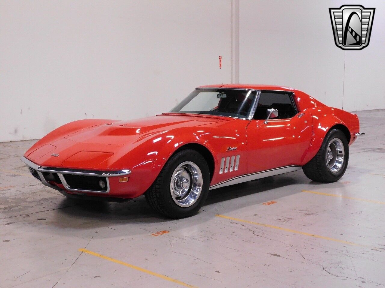 Chevrolet-Corvette-1969-2