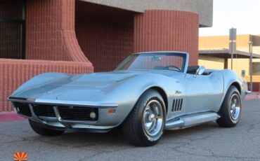 Chevrolet-Corvette-1969-7