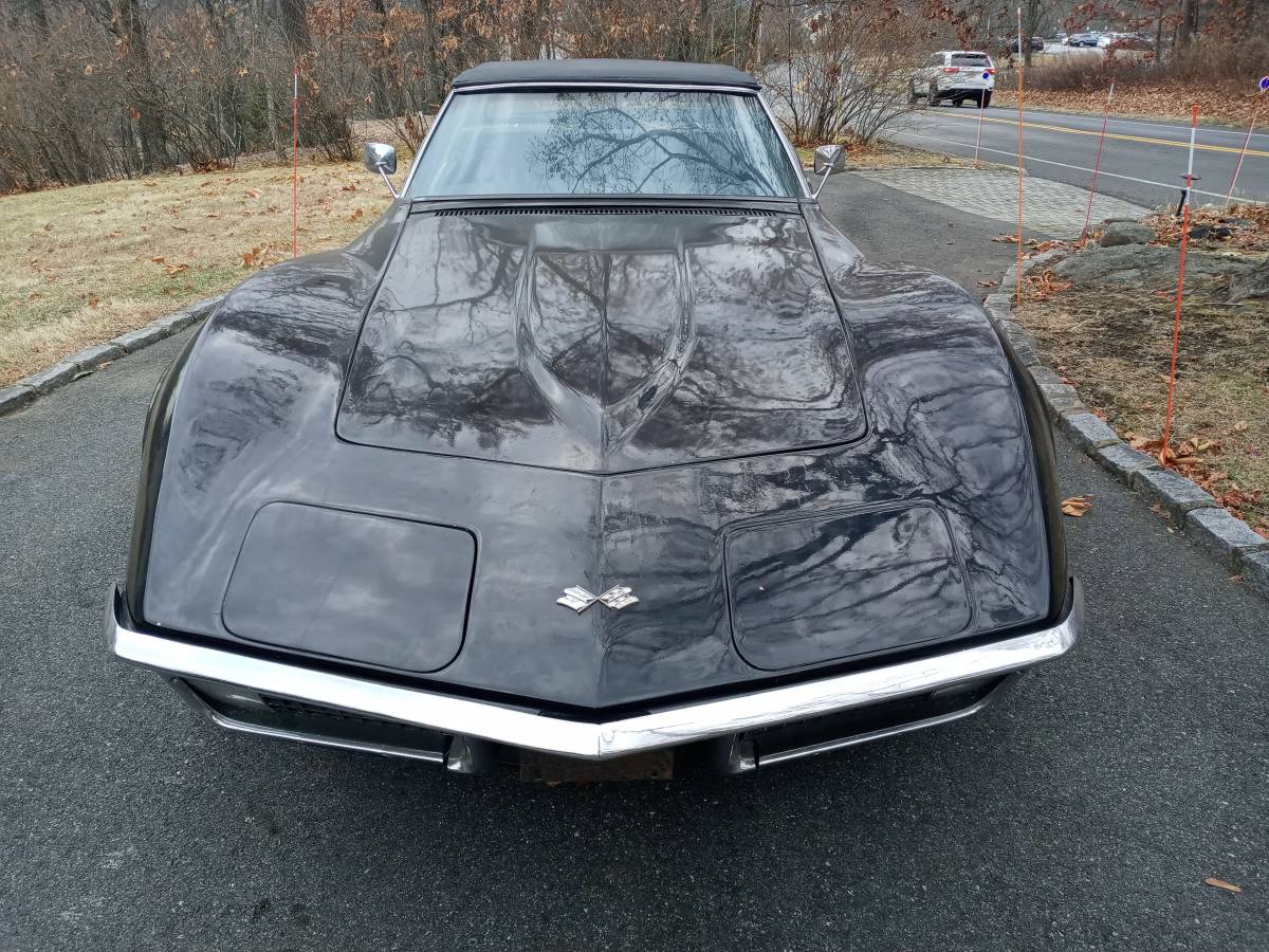 Chevrolet-Corvette-1970-1