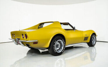 Chevrolet-Corvette-1971-12