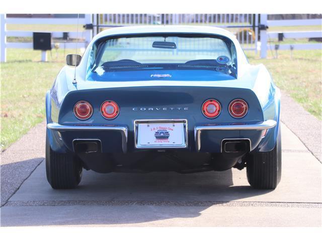 Chevrolet-Corvette-1971-19