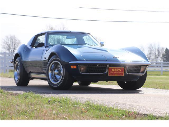 Chevrolet-Corvette-1971-2