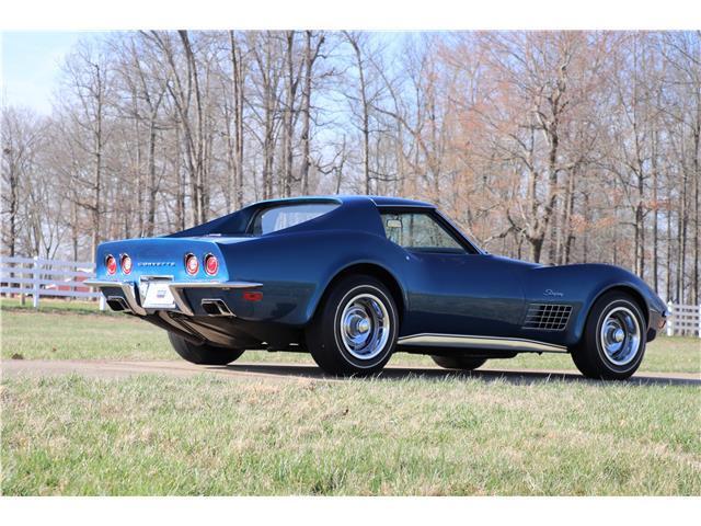 Chevrolet-Corvette-1971-23