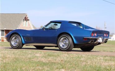 Chevrolet-Corvette-1971-24