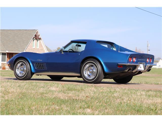 Chevrolet-Corvette-1971-24