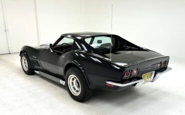 Chevrolet-Corvette-1971-3