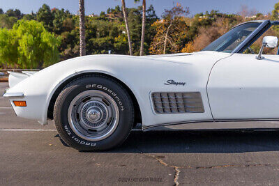 Chevrolet-Corvette-1971-3