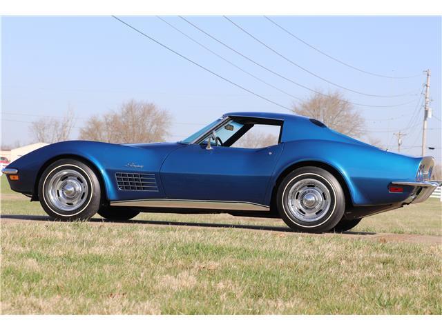 Chevrolet-Corvette-1971-35