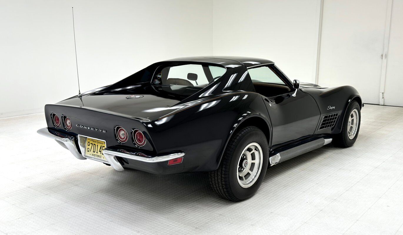 Chevrolet-Corvette-1971-5