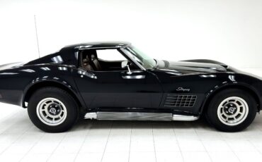 Chevrolet-Corvette-1971-6