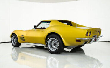 Chevrolet-Corvette-1971-8