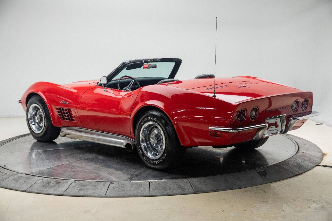 Chevrolet-Corvette-1971-9