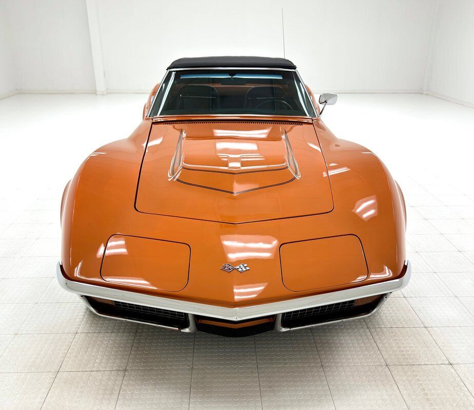 Chevrolet-Corvette-1972-10