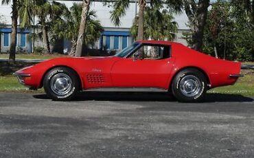 Chevrolet-Corvette-1972-12