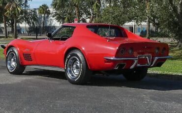 Chevrolet-Corvette-1972-15