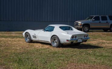 Chevrolet-Corvette-1972-3