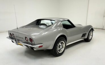 Chevrolet-Corvette-1972-5