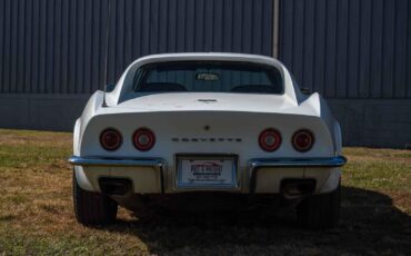 Chevrolet-Corvette-1972-5