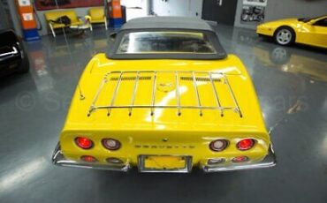 Chevrolet-Corvette-1972-6