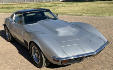 Chevrolet-Corvette-1972-6