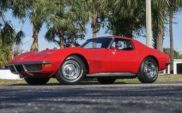 Chevrolet-Corvette-1972-6