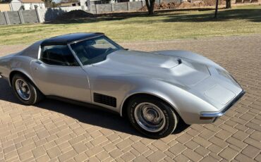 Chevrolet-Corvette-1972-7