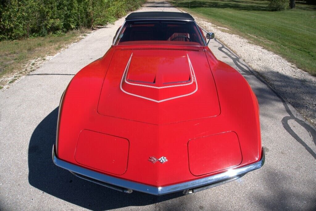 Chevrolet-Corvette-1972-8