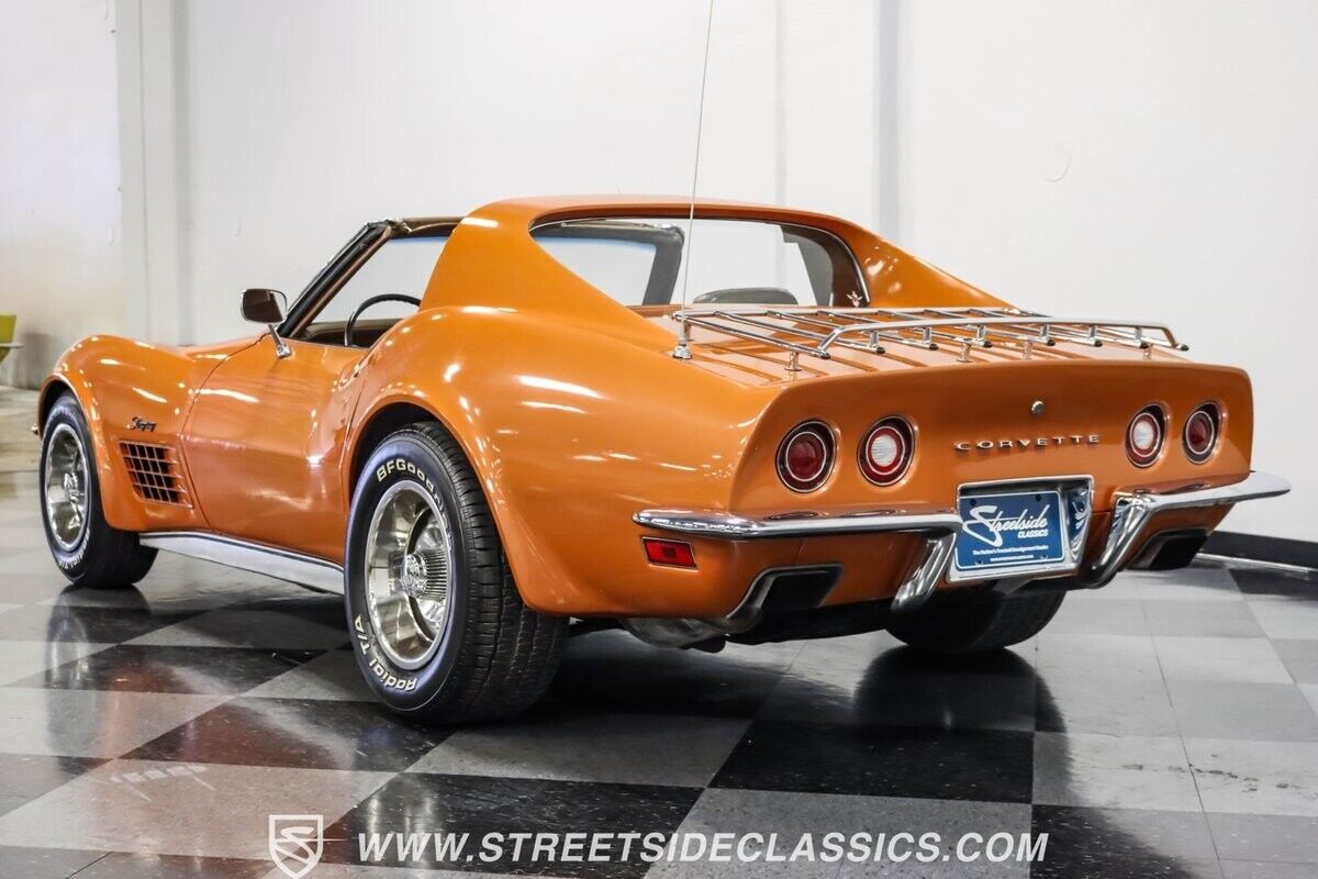 Chevrolet-Corvette-1972-9