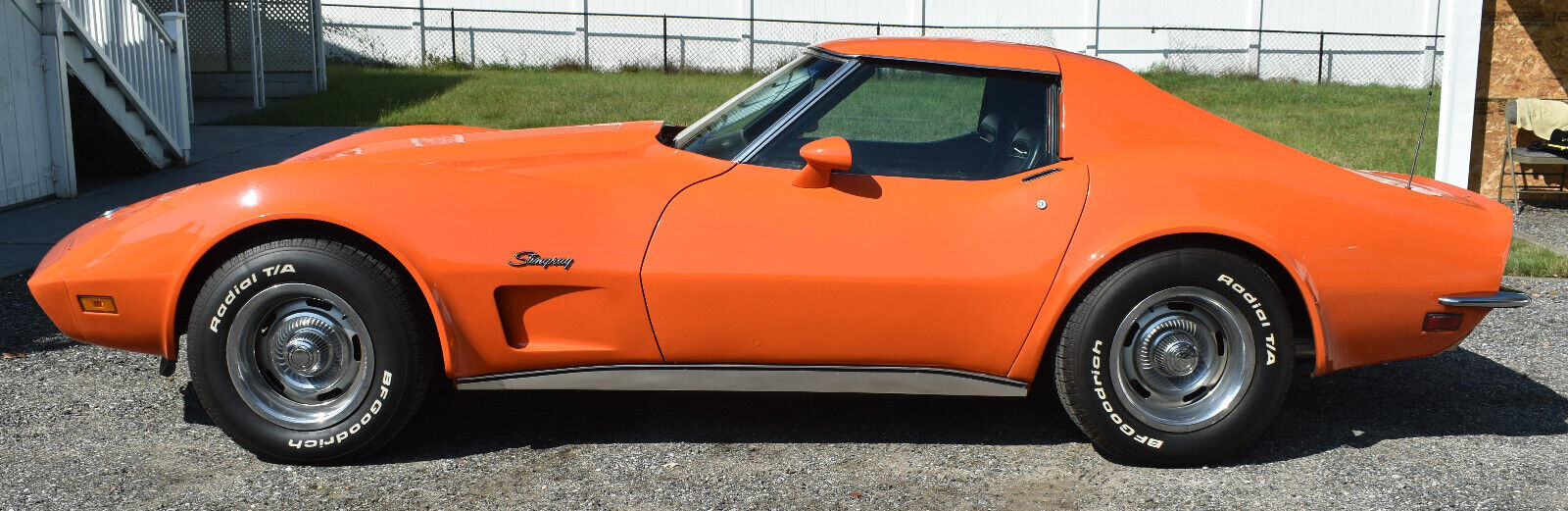 Chevrolet-Corvette-1973-1