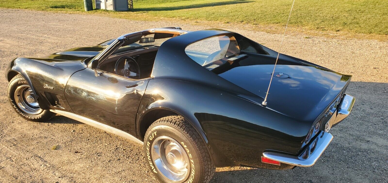 Chevrolet-Corvette-1973-1