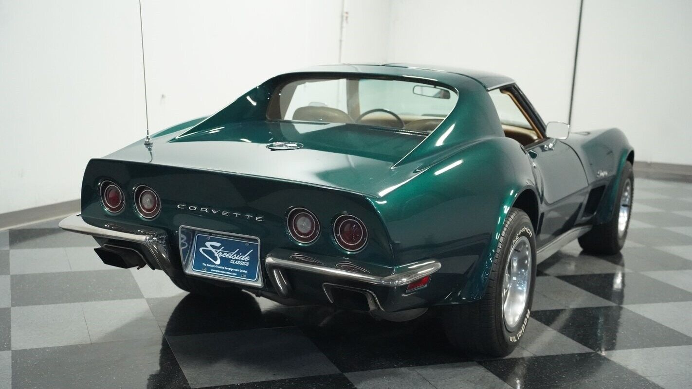 Chevrolet-Corvette-1973-10